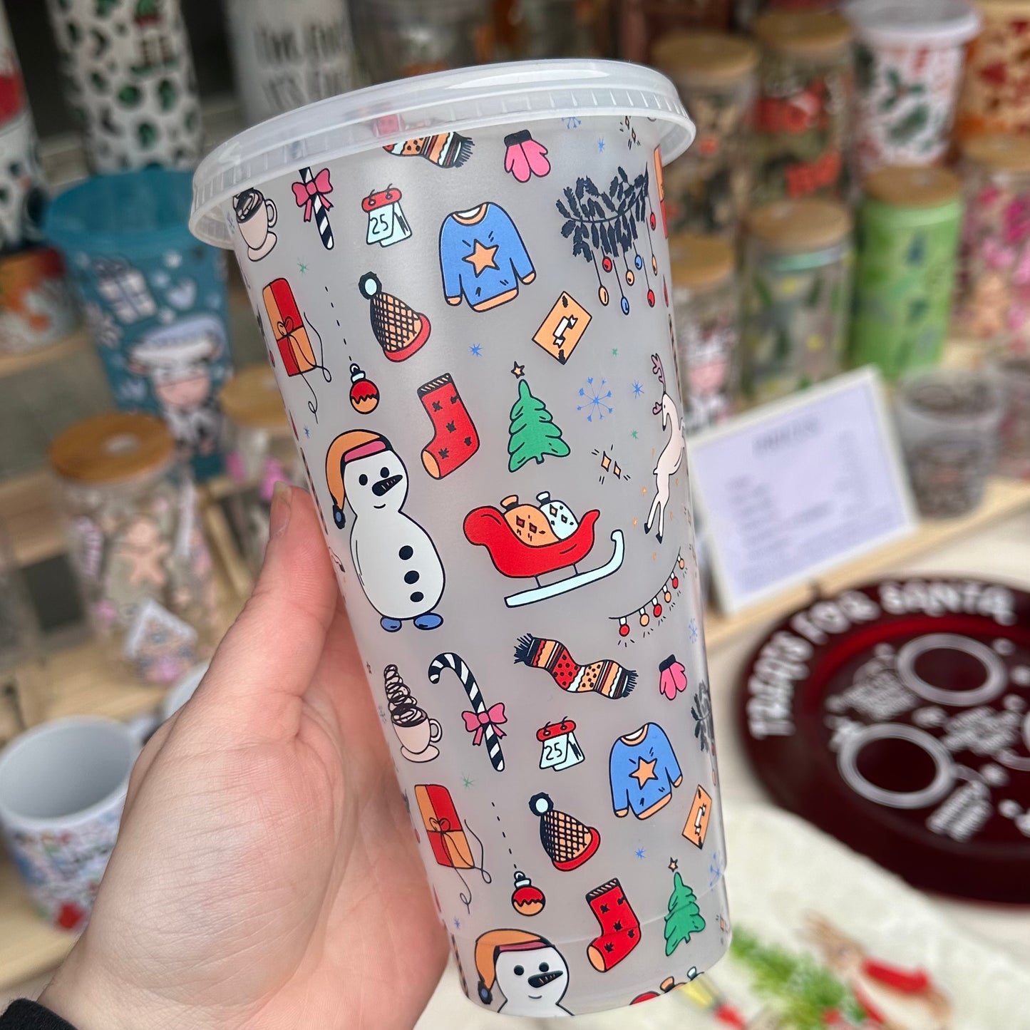 Colour changing Christmas cup