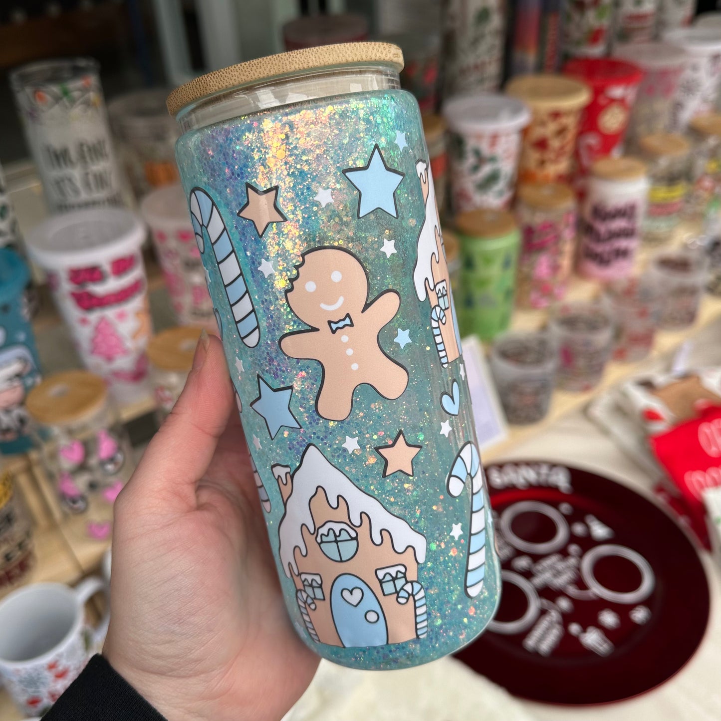 Glass snow globe tumbler - Gingerbread