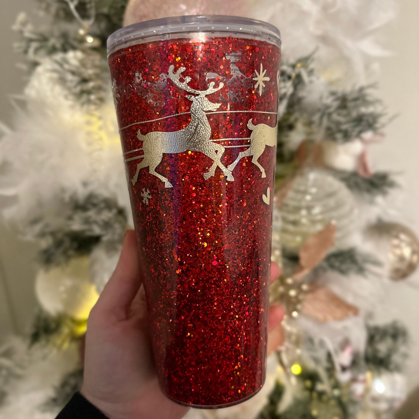 Santas Sleigh Snowglobe tumbler