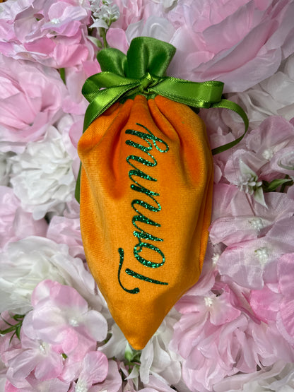 Carrot pouch treat bag