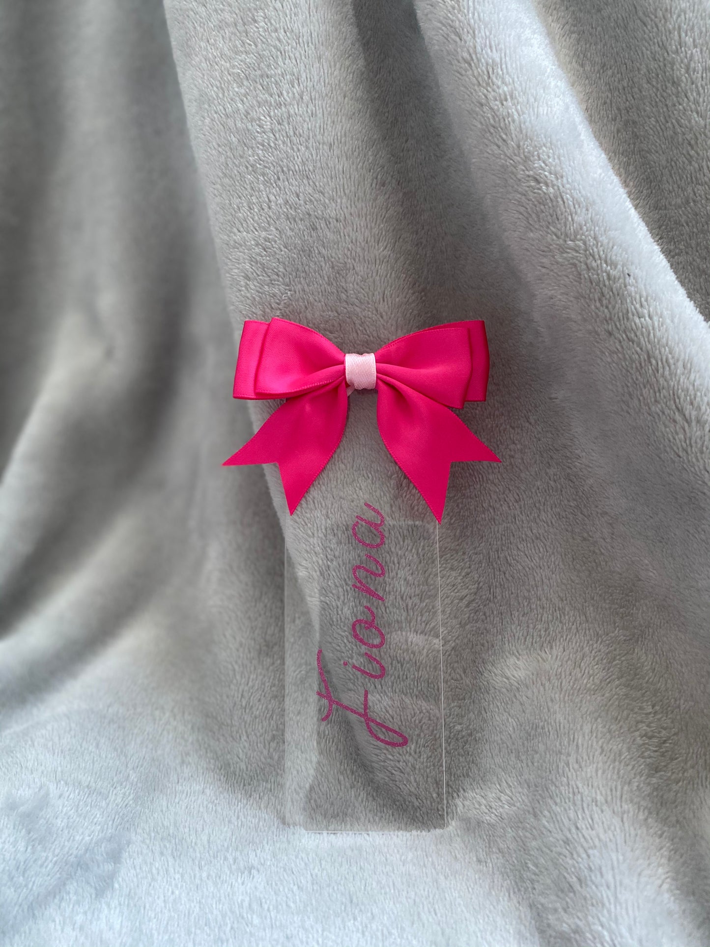 Bookmark with bow